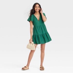 Universal Thread Green V-Neck Tiered Sun Dress